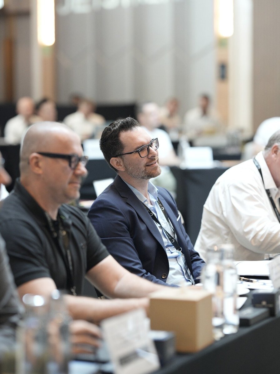 18e6a969-0e50-4bc5-94cf-57e38d27fdcd